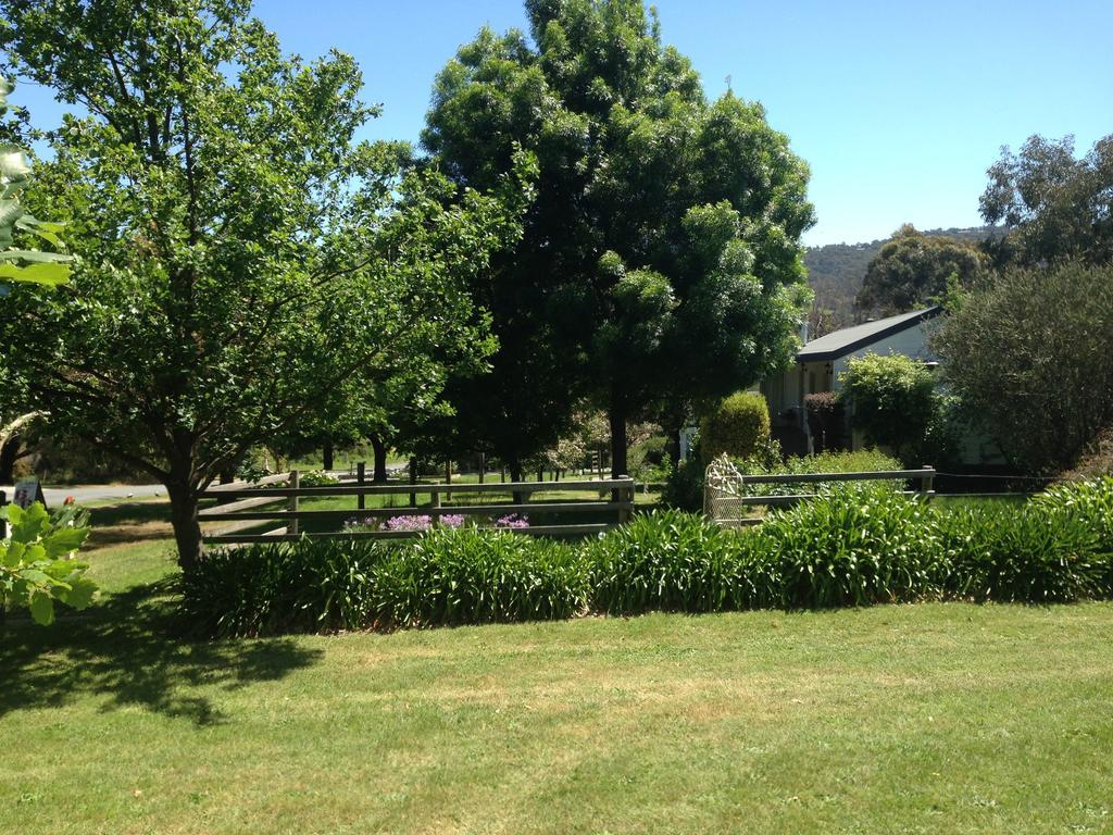 Yarra Glen Bed & Breakfast Экстерьер фото