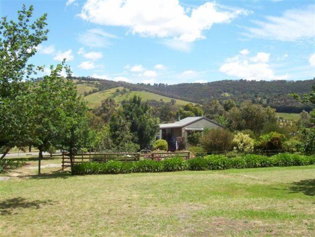 Yarra Glen Bed & Breakfast Экстерьер фото